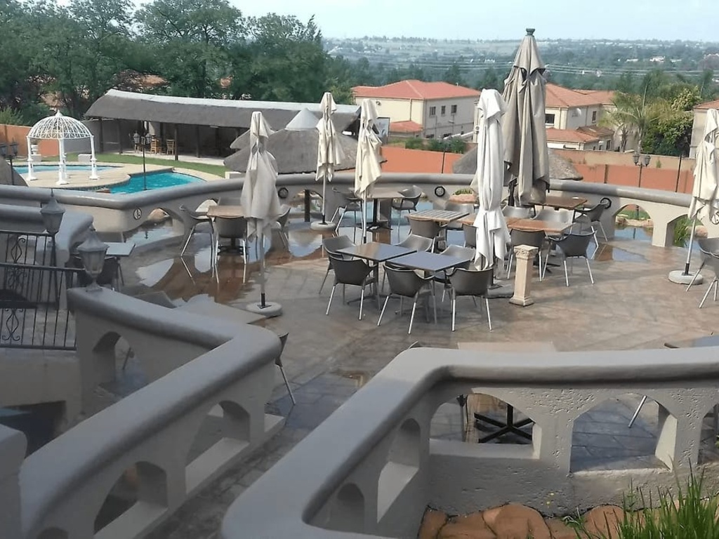 Beverly Hills Lodge - Restaurant 3