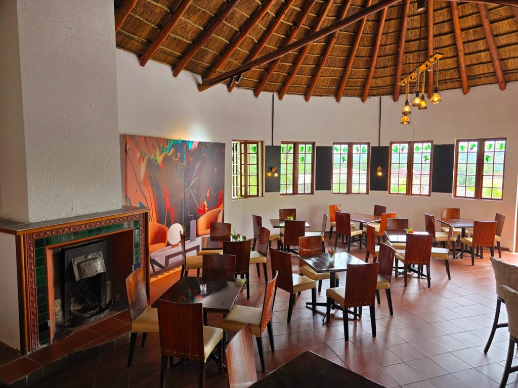 Beverly Hills Lodge - Restaurant 9