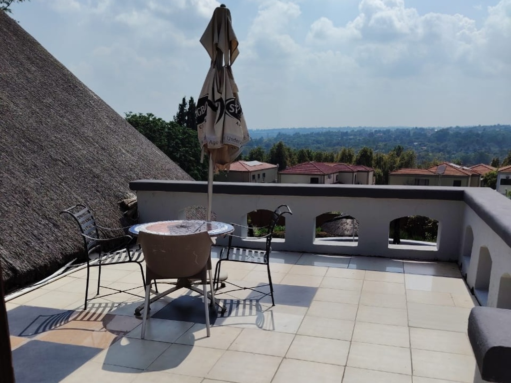 Beverly Hills Lodge - Rooms 12