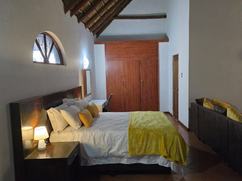 Beverly Hills Lodge - Rooms 14