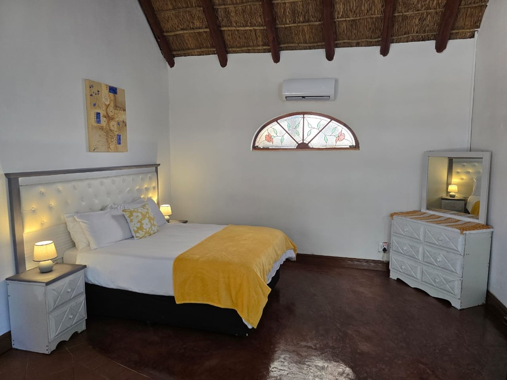 Beverly Hills Lodge - Rooms 16